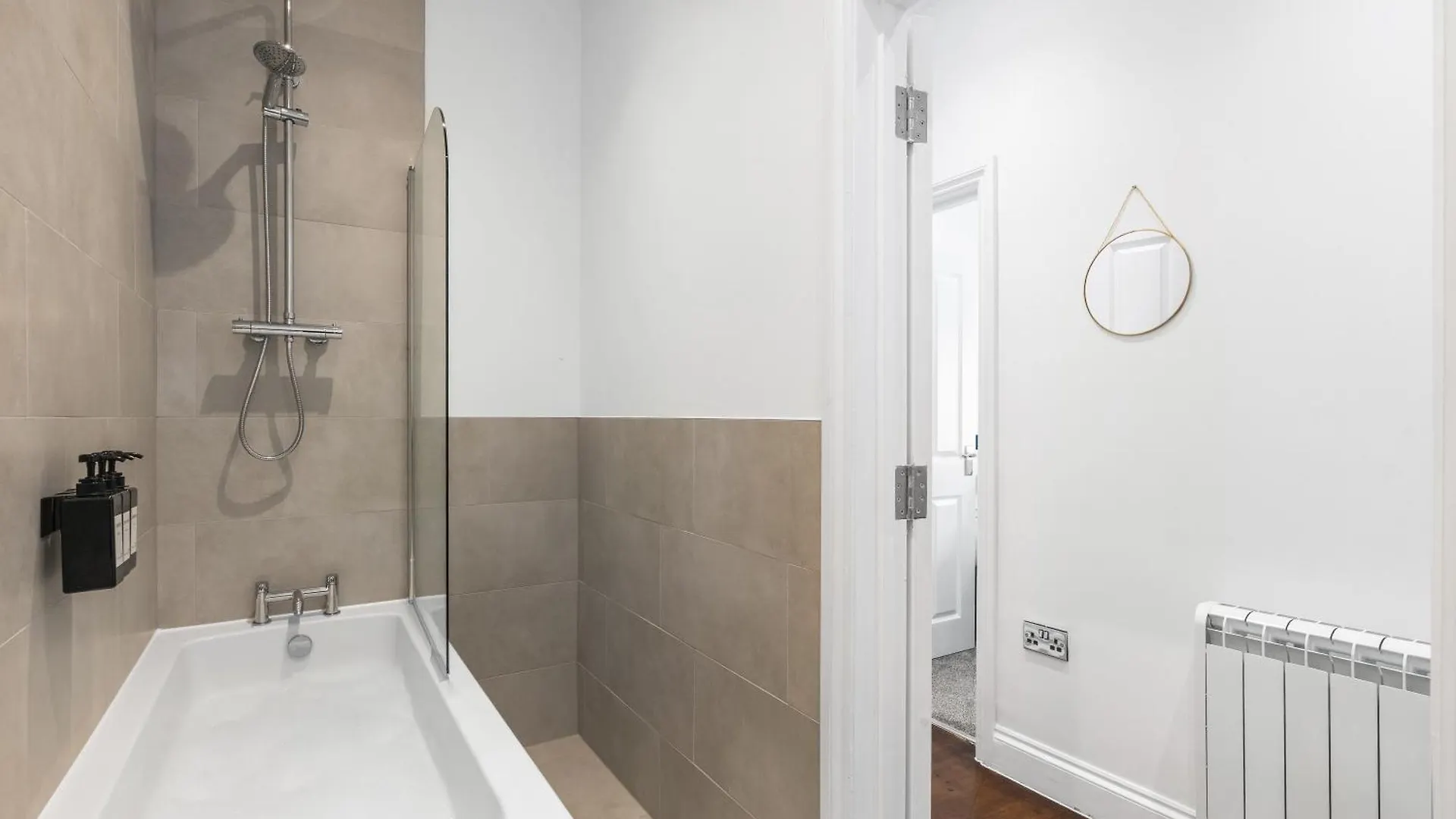 2 Bedroom Apartment By Sovereign Suites Short Lets & Serviced Accommodation In Brighton